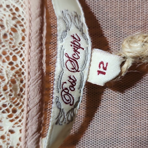 NWT, Post Script Size 12 Blouse - Picture 7 of 9